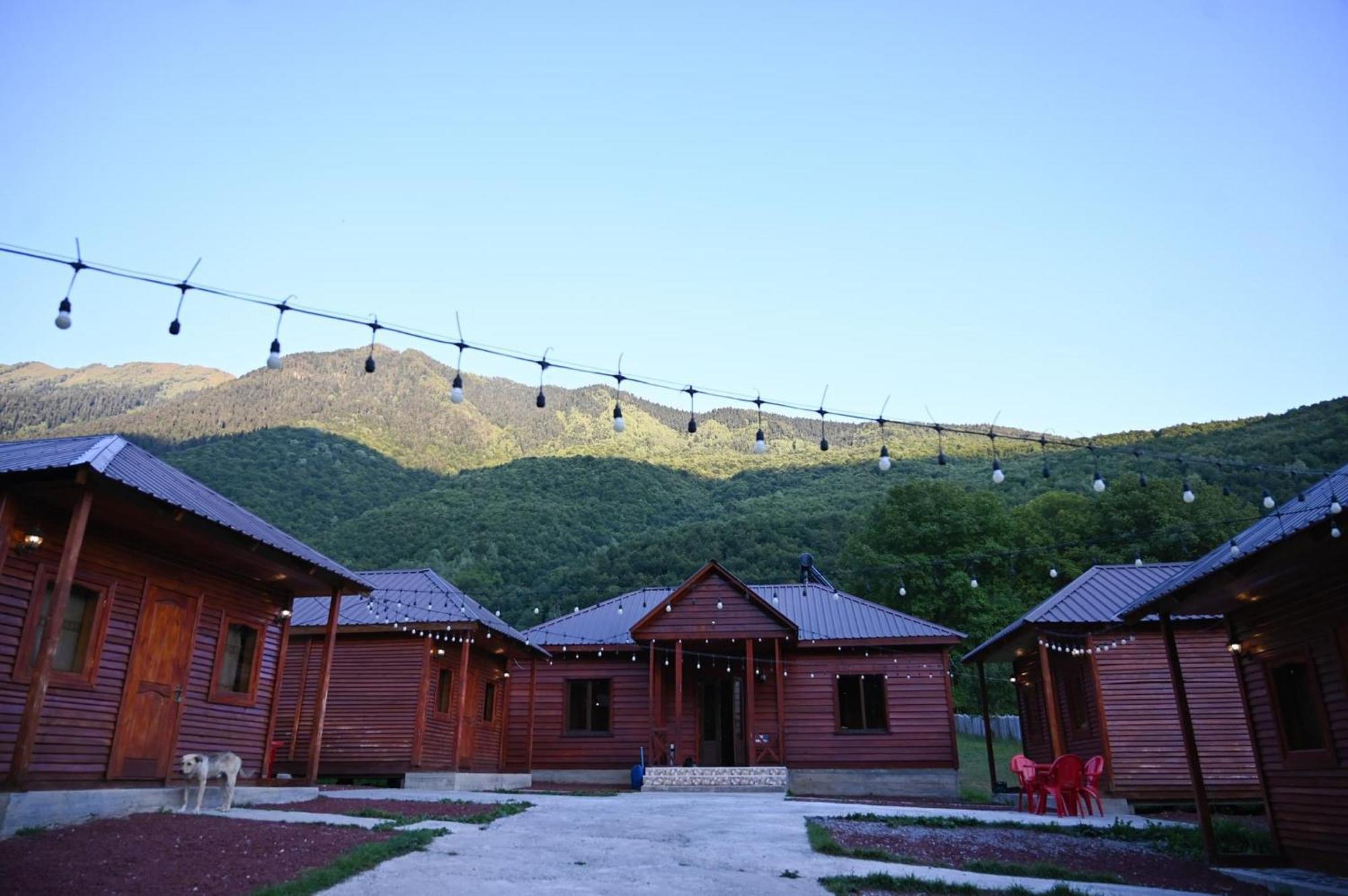 Guest House Ushba Gate Mestia Exterior photo